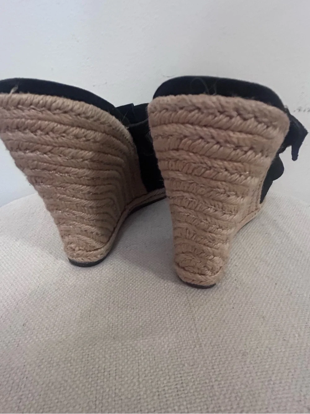 💜MAKE OFFER💜 UGG Black Suede Espadrille Wedge Mules Buckle Heels Sz 7.5